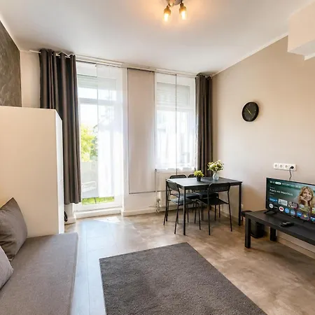 Monteurs- Und Ferienwohnung In Gelsenkirchen - Wlan, Parkplaetze, Waschmaschine Apartament *