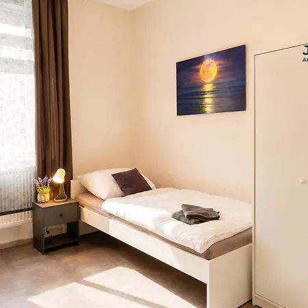 Apartament Monteurs- Und Ferienwohnung In Gelsenkirchen - Wlan, Parkplaetze, Waschmaschine